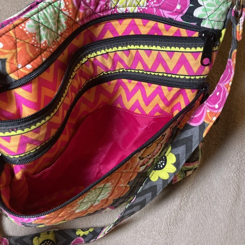 Vera Bradley Women's Paisley Pattern Crossbody‎ Bag Multiple Pockets Adjustable